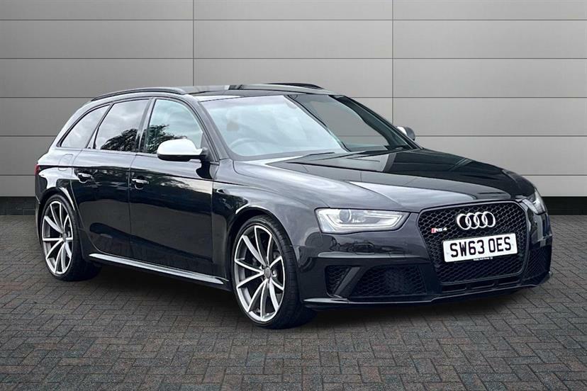 Audi RS4 2014 63 4.2 White #1