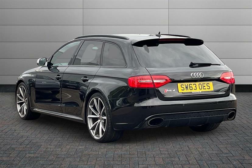 Audi RS4 2014 63 4.2 White #3