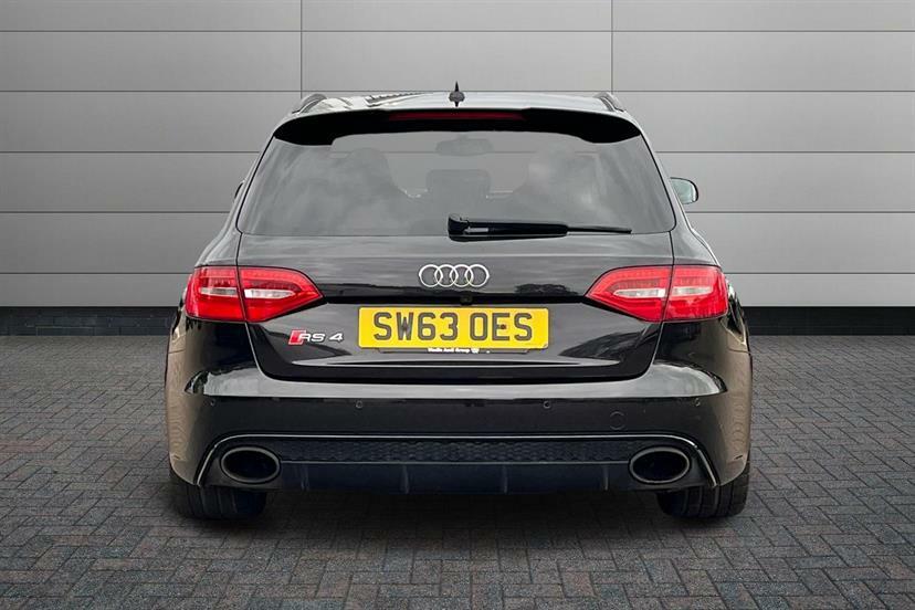 Audi RS4 2014 63 4.2 White #12