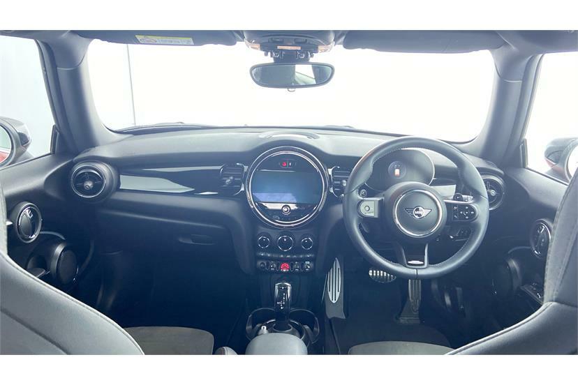 Mini Hatch 2.0 Cooper S Sport Premium FY73YFO Red #4