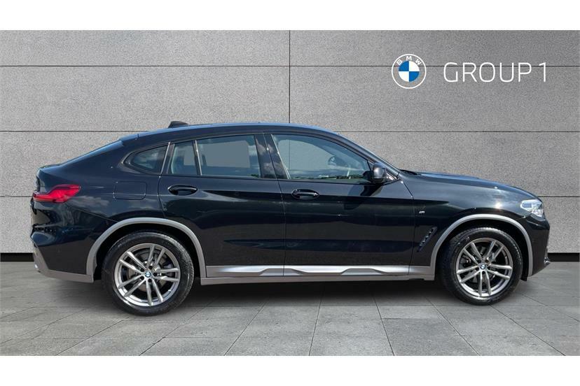 BMW X4 Xdrive20d M Sport X Step LO69KBF Black #3