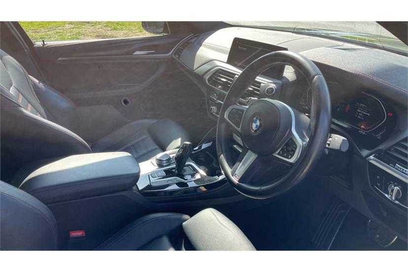 BMW X4 Xdrive20d M Sport X Step LO69KBF Black #6