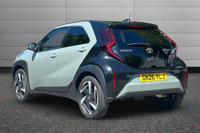 Toyota Aygo X 1.5 Hybrid Design Cvt GN26YLJ #3