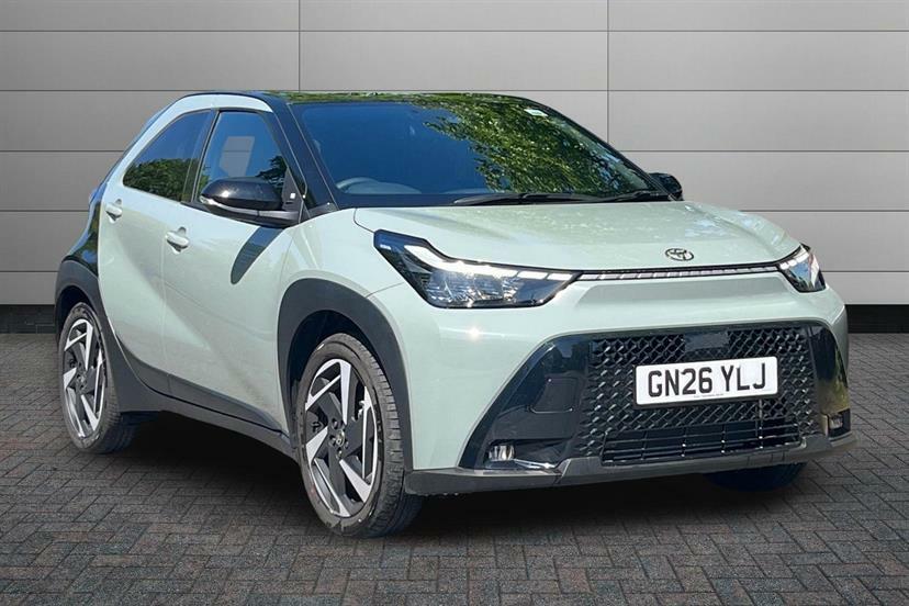 Toyota Aygo X 1.5 Hybrid Design Cvt 