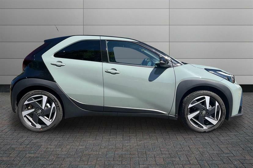 Toyota Aygo X 1.5 Hybrid Design Cvt GN26YLJ #4