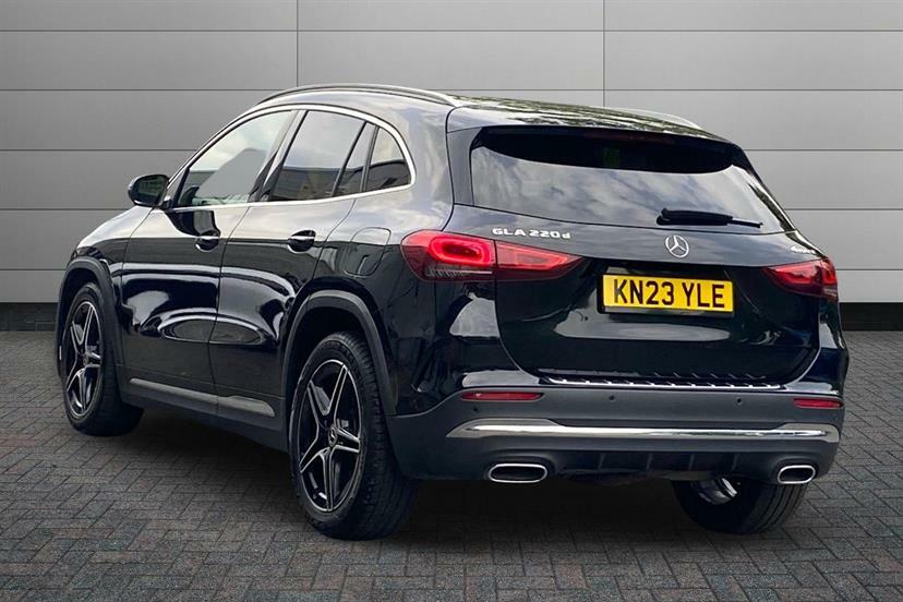 Mercedes-Benz GLA Class 220D 4Matic Amg Line Executive KN23YLE Black #2