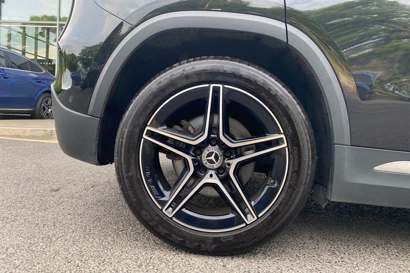Mercedes-Benz GLA Class 220D 4Matic Amg Line Executive KN23YLE Black #4
