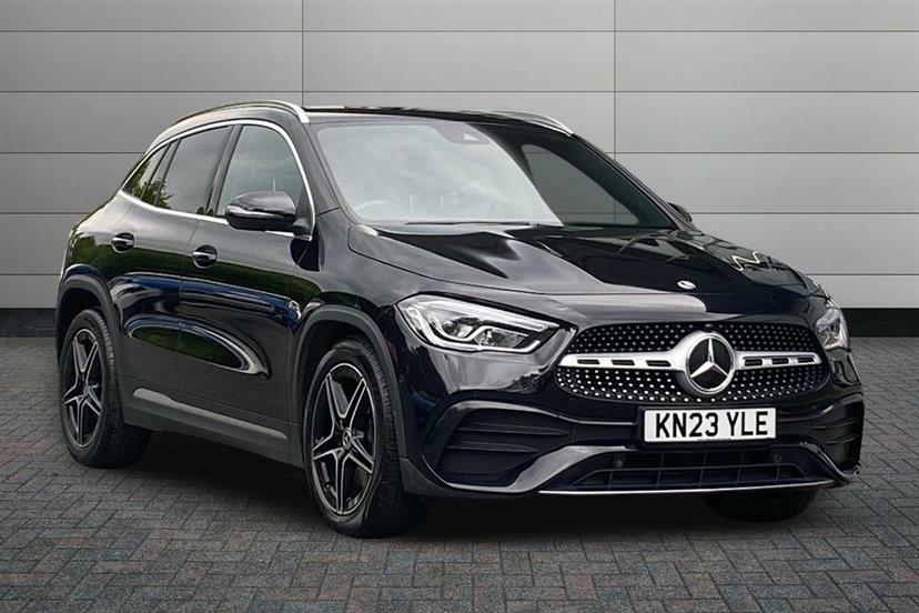 Mercedes-Benz GLA Class 220D 4Matic Amg Line Executive Black