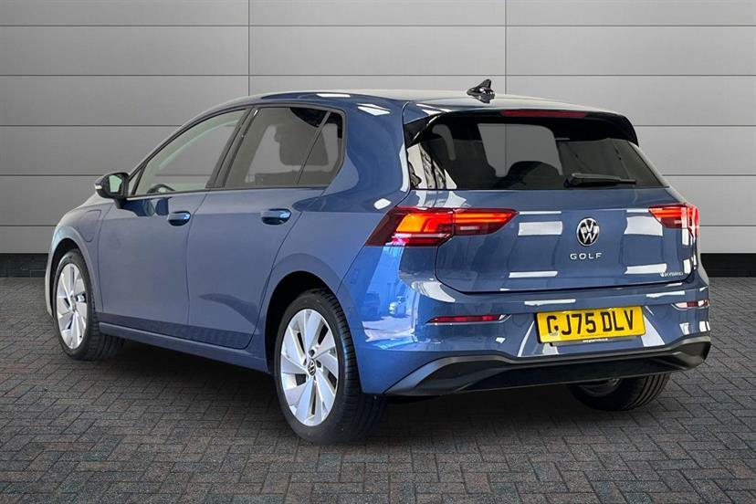 Volkswagen Golf 1.5 Tsi 204 Match Ehybrid Dsg GJ75DLV Blue #3