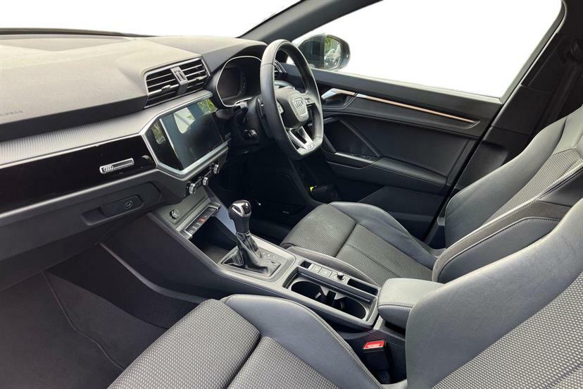 Audi Q3 35 Tfsi Black Edition S Tronic Cs Pack EA22FPV Black #2