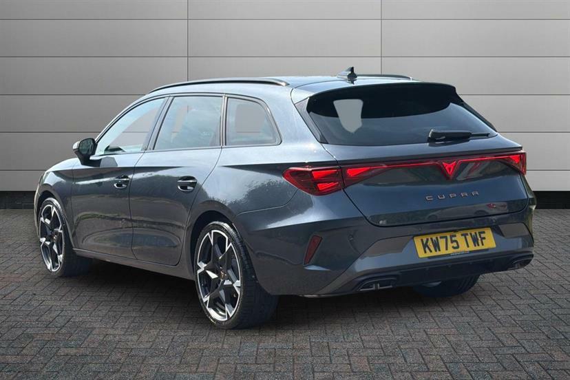Cupra Leon 1.5 Etsi 150 V2 Dsg KW75TWF Grey #3