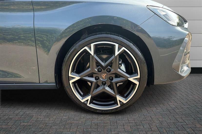 Cupra Leon 1.5 Etsi 150 V2 Dsg KW75TWF Grey #5
