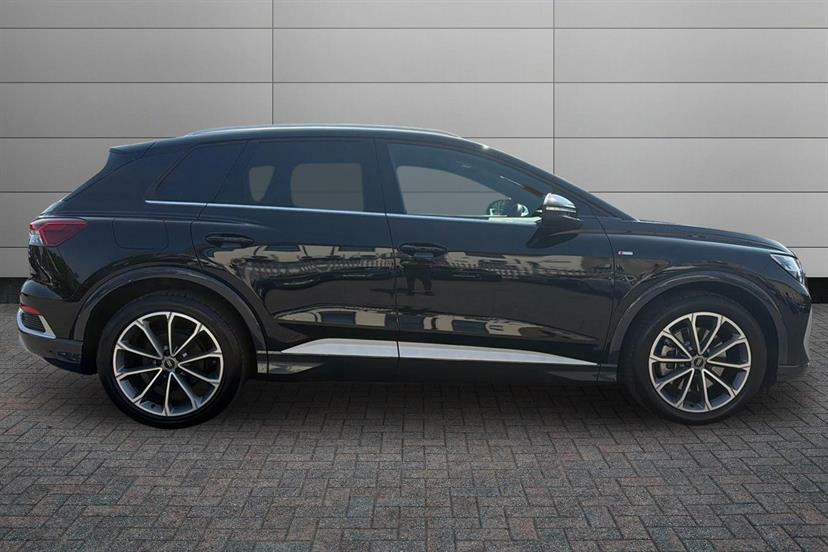 Audi Q4 E Tron 150Kw 40 63Kwh S Line Leather EN75LZX Black #4