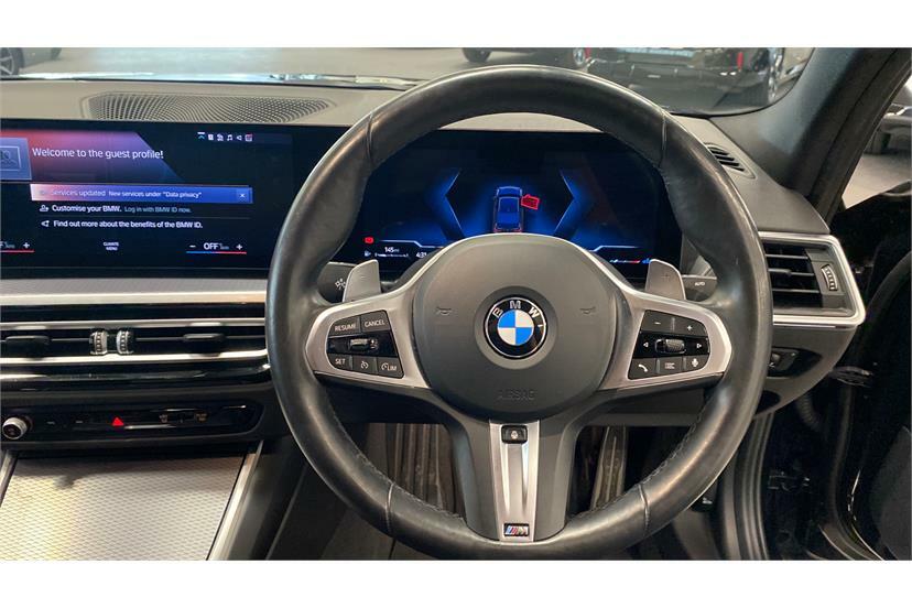 BMW 3 Series 320I M Sport Step YH24VWM Black #5