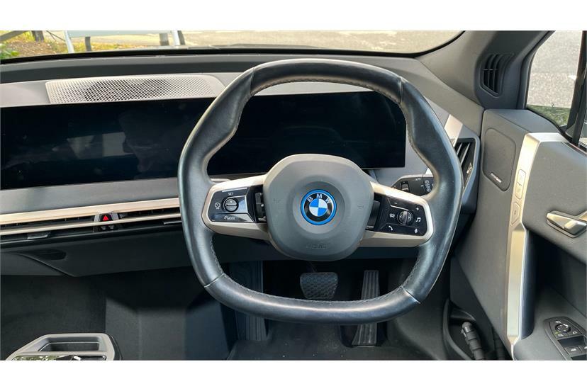 BMW iX 240Kw Xdrive40 M Sport 76.6Kwh LD23TXG Black #5