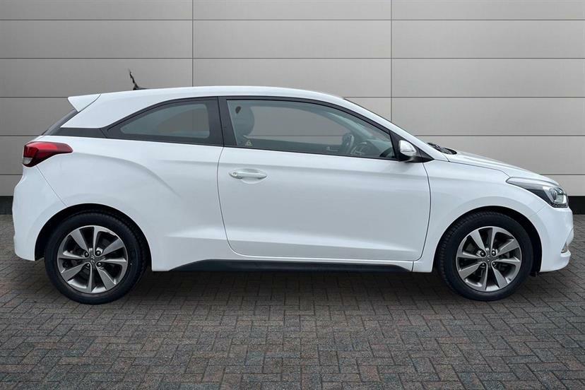 Hyundai I20 1.0T Gdi Se White #4