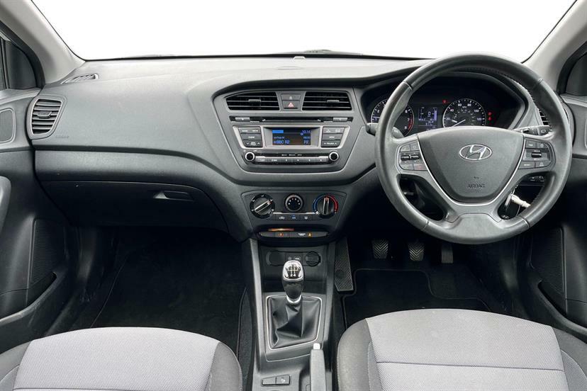 Hyundai I20 1.0T Gdi Se White #6