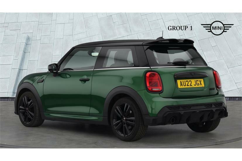 Mini Hatch 1.5 Cooper Sport AU22JGX Green #2