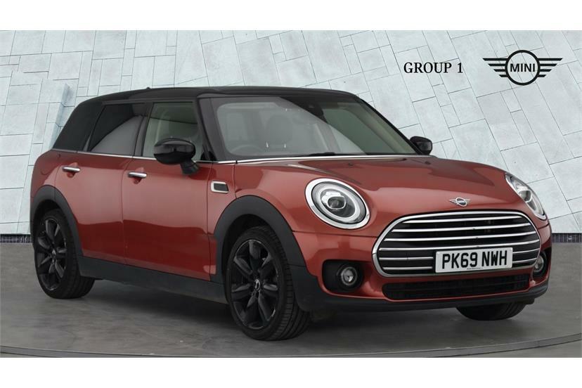 Mini Clubman 1.5 Cooper Exclusive 6Dr Red