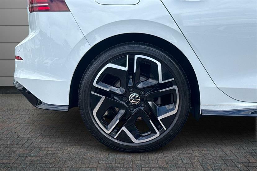 Volkswagen Golf 1.5 Tsi 150 R-line MC75HZA White #5