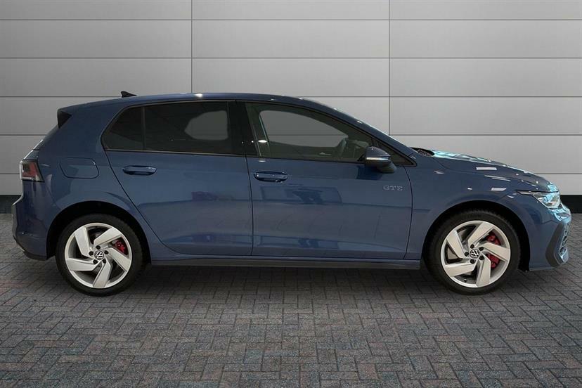 Volkswagen Golf 1.5 Tsi 272 Gte Ehybrid Dsg DF75RXW Blue #4