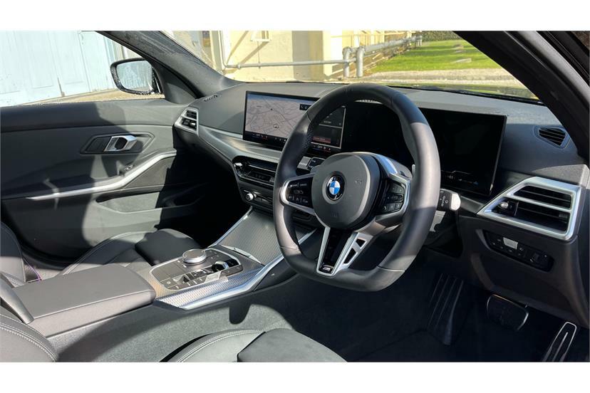 BMW 3 Series 320I M Sport Step RX26FDD Black #6