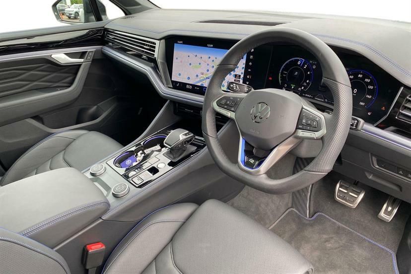 Volkswagen Touareg 3.0 V6 Tsi Ehybrid 4Motion R Tip MW75OFX Grey #6