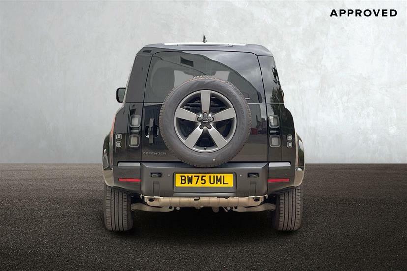 Land Rover Defender 110 2.0 P300e X-dynamic Se 110 BW75UML Black #6