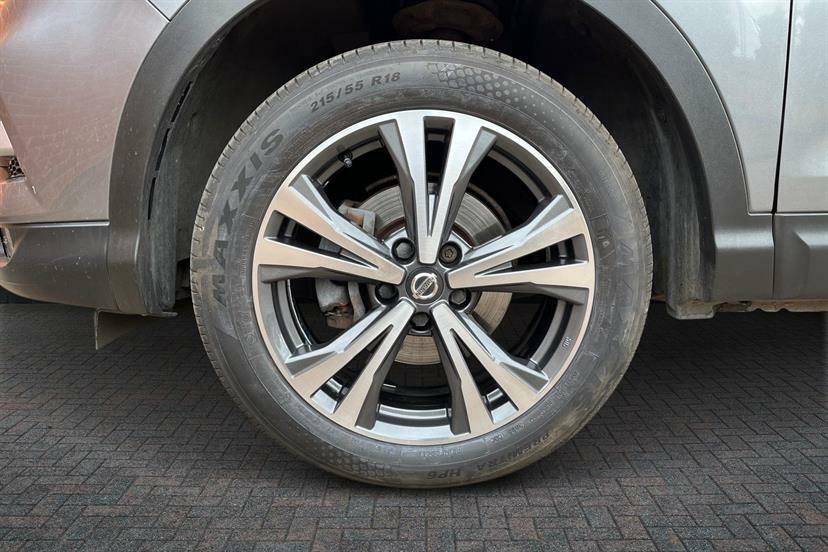 Nissan Qashqai 1.6 Dig-t N-connecta DF67XYY Silver #5