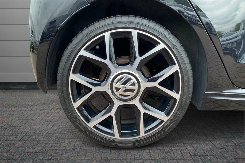 Volkswagen Up 1.0 115Ps Up Gti ML68VMM Black #5