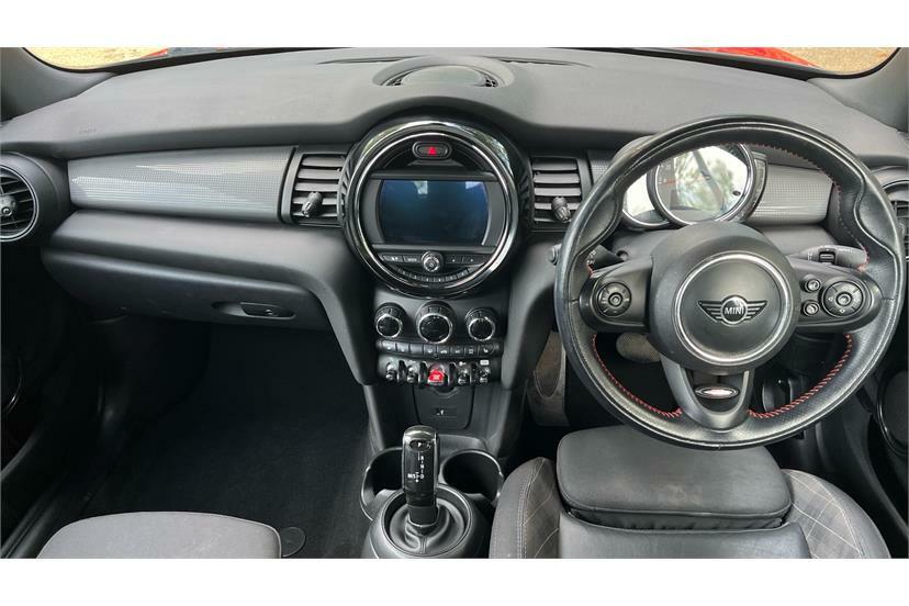 Mini Convertible 1.5 Cooper II Chili Pack P17ALW Red #4