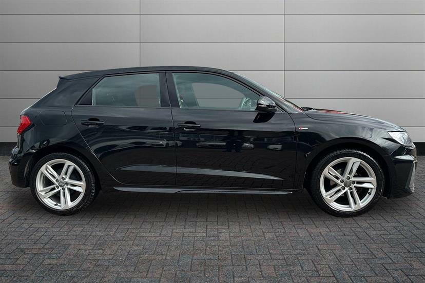 Audi A1 25 Tfsi S Line MF69PYB Black #4