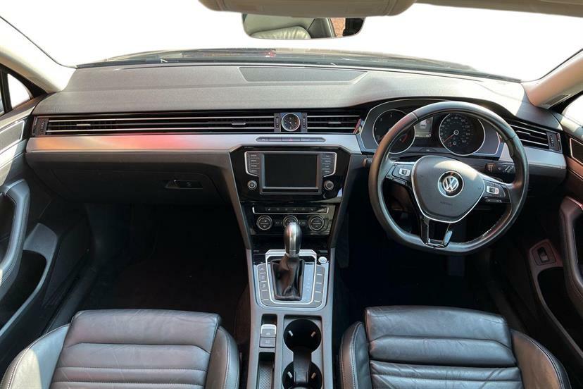 Volkswagen Passat 2.0 Tdi Scr 190 Gt Dsg Black #6