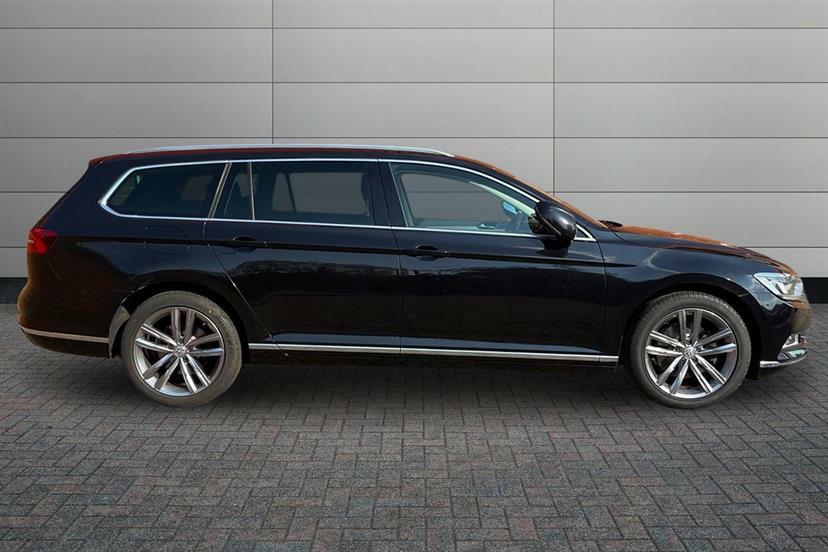 Volkswagen Passat 2.0 Tdi Scr 190 Gt Dsg Black #4