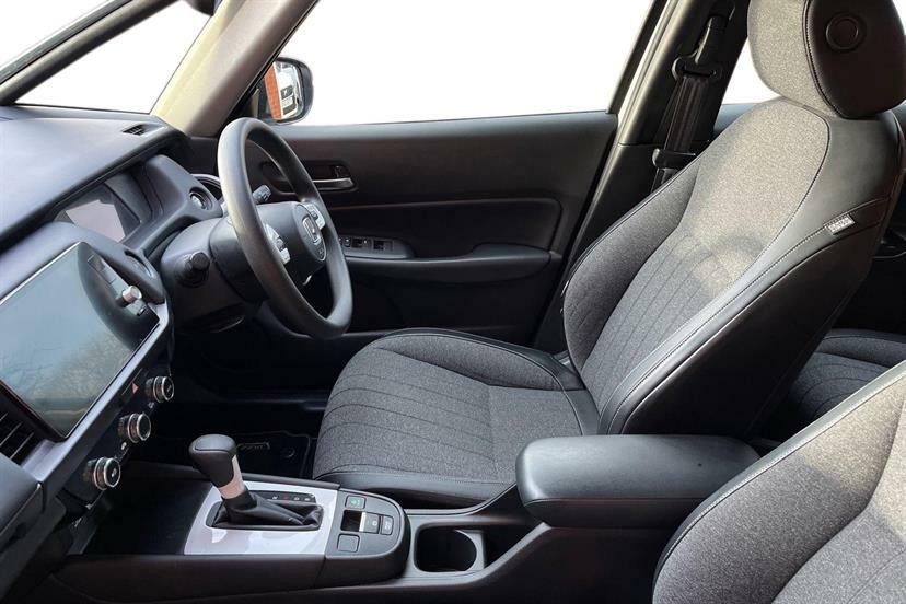 Honda Jazz 1.5 I-mmd Hybrid Sr Ecvt AE72TCV White #2