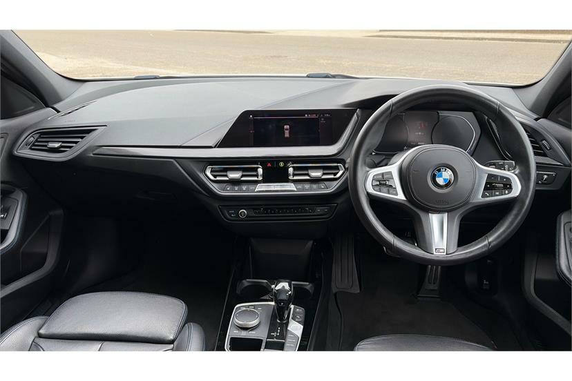BMW 1 Series 118I M Sport Step KS20LUZ White #4