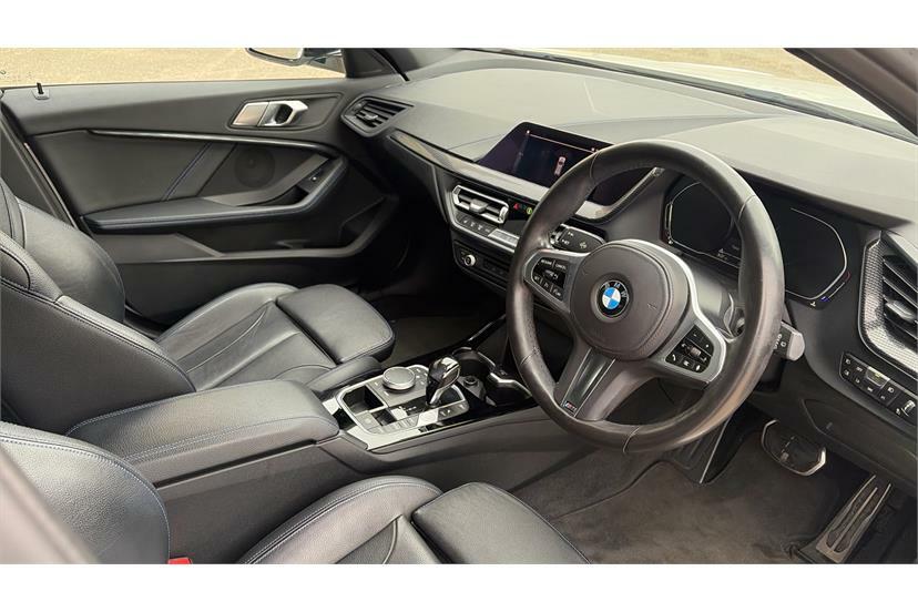 BMW 1 Series 118I M Sport Step KS20LUZ White #6