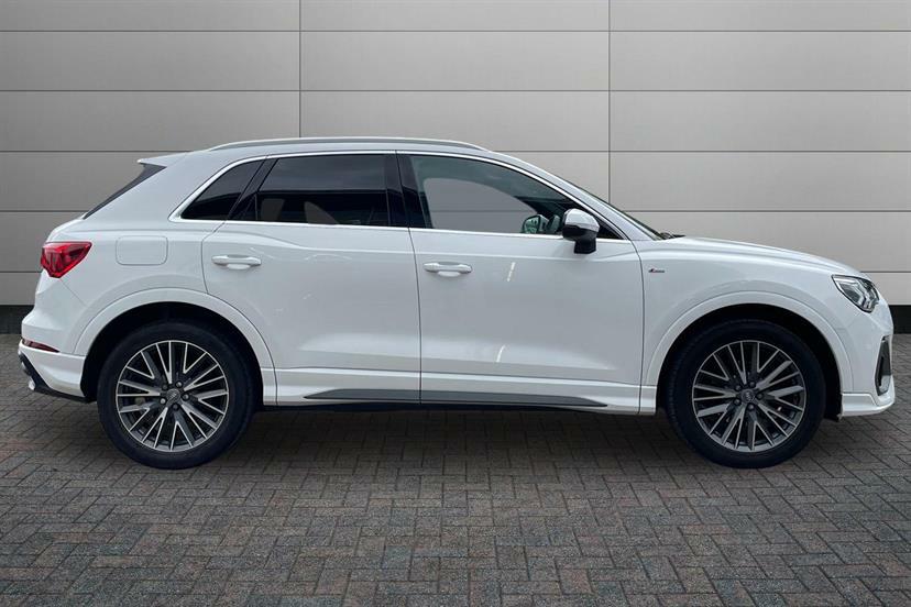 Audi Q3 35 Tfsi S Line DH19TWG White #4