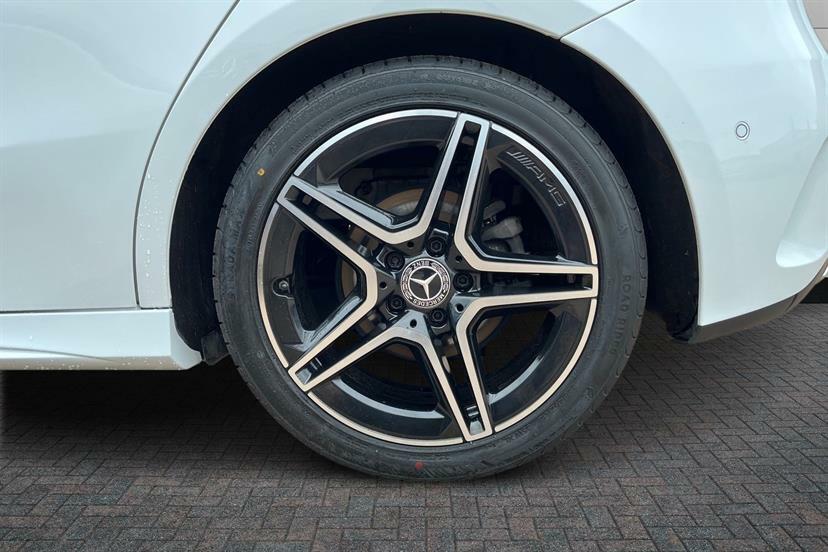 Mercedes-Benz A Class A180 Amg Line Executive KP23LMX White #4