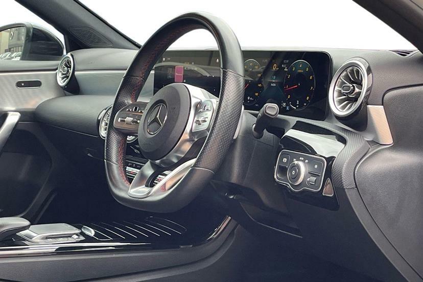 Mercedes-Benz A Class A180 Amg Line Executive KP23LMX White #5