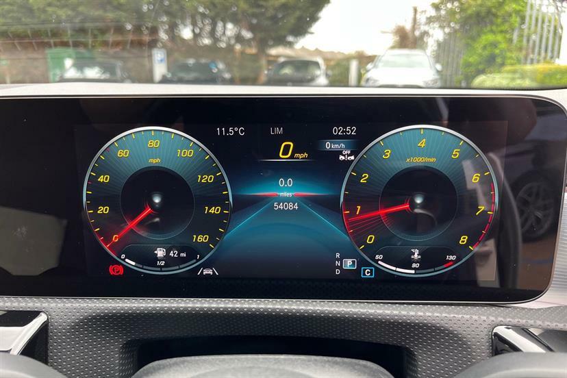 Mercedes-Benz A Class A180 Amg Line Executive KP23LMX White #6