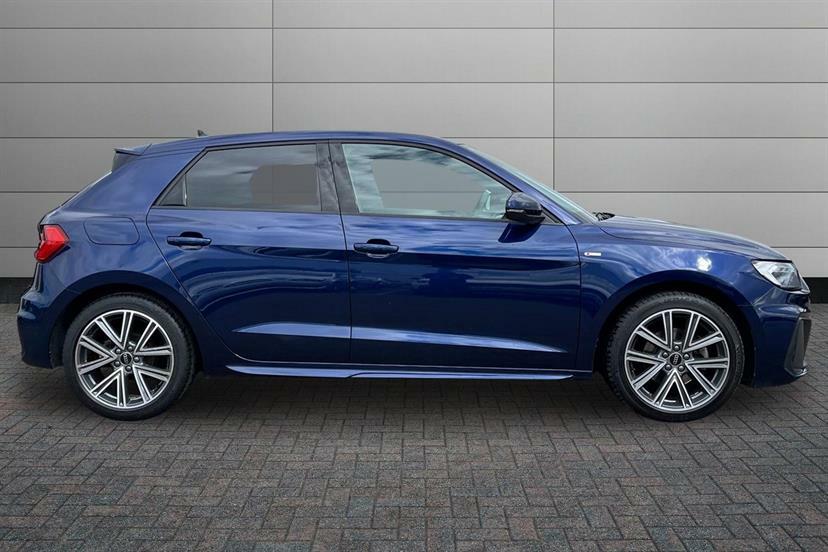 Audi A1 30 Tfsi 110 S Line S Tronic YY73KBE Blue #4