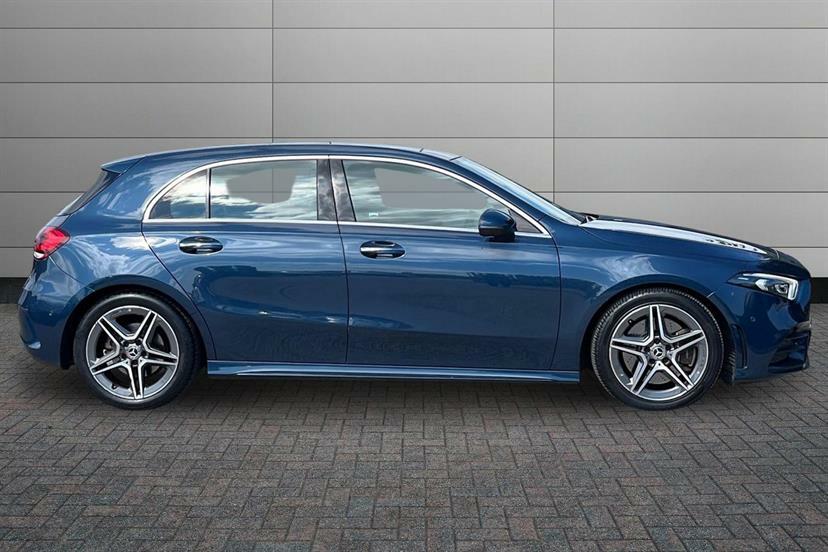 Mercedes-Benz A Class A250 Amg Line Premium Plus Blue #4