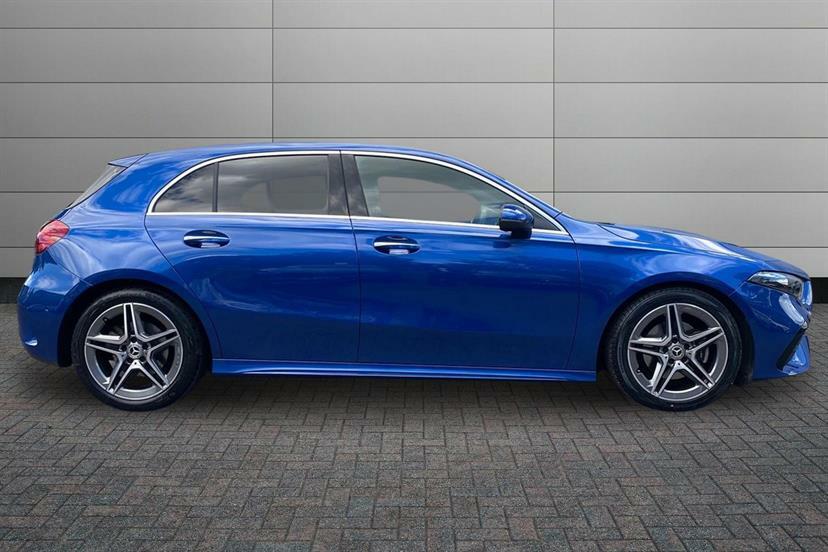Mercedes-Benz A Class A200 Amg Line Executive DE73ULB Blue #3