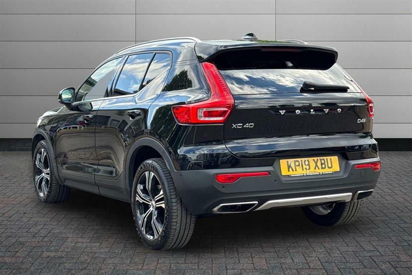 Volvo XC40 2.0 D4 190 Inscription Pro Awd Geartronic KP19XBU Black #3