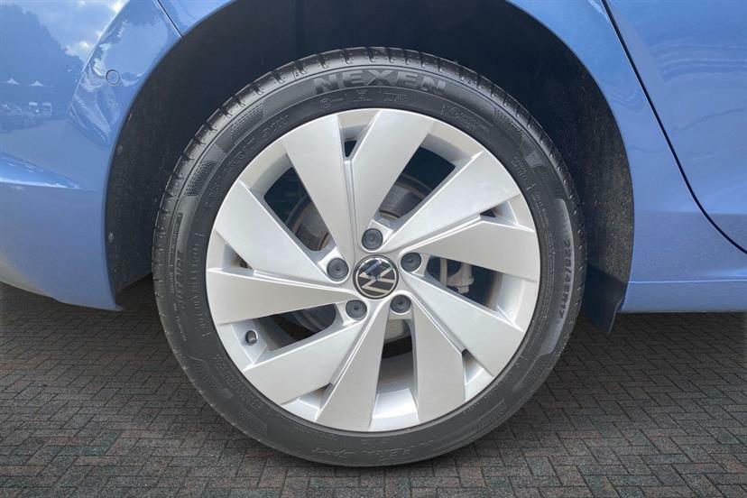 Volkswagen Golf 1.5 Tsi 204 Match Ehybrid Dsg GK75BZX Blue #5