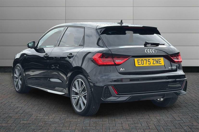 Audi A1 30 Tfsi S Line S Tronic EO75ZNE Black #3