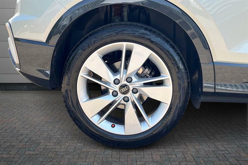 Audi Q2 30 Tfsi 116 S Line EY75UUX Silver #5