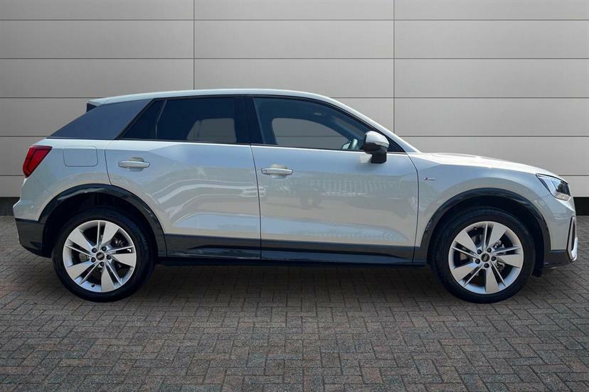 Audi Q2 30 Tfsi 116 S Line EY75UUX Silver #4