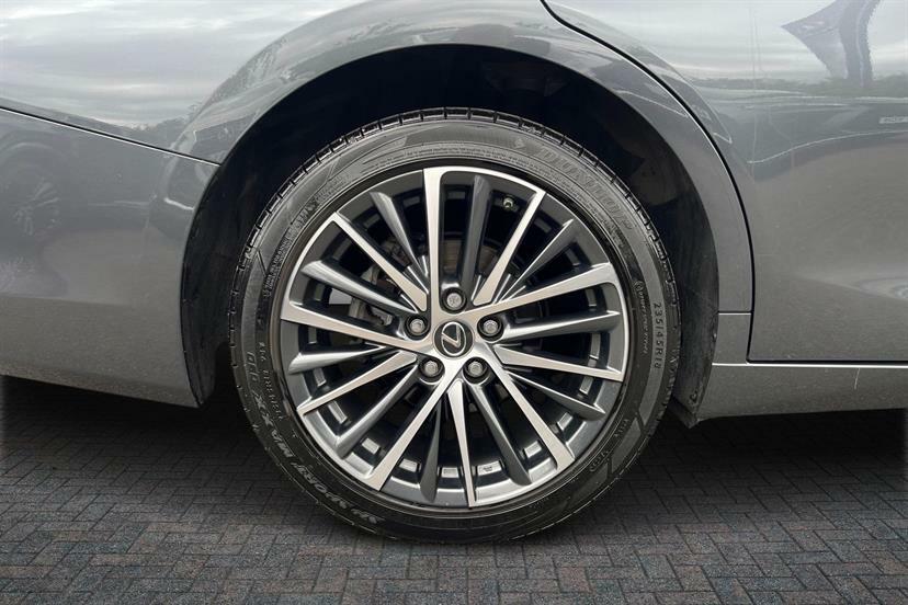 Lexus ES 300H 2.5 Cvt Premium Edition MT73UAJ Grey #5